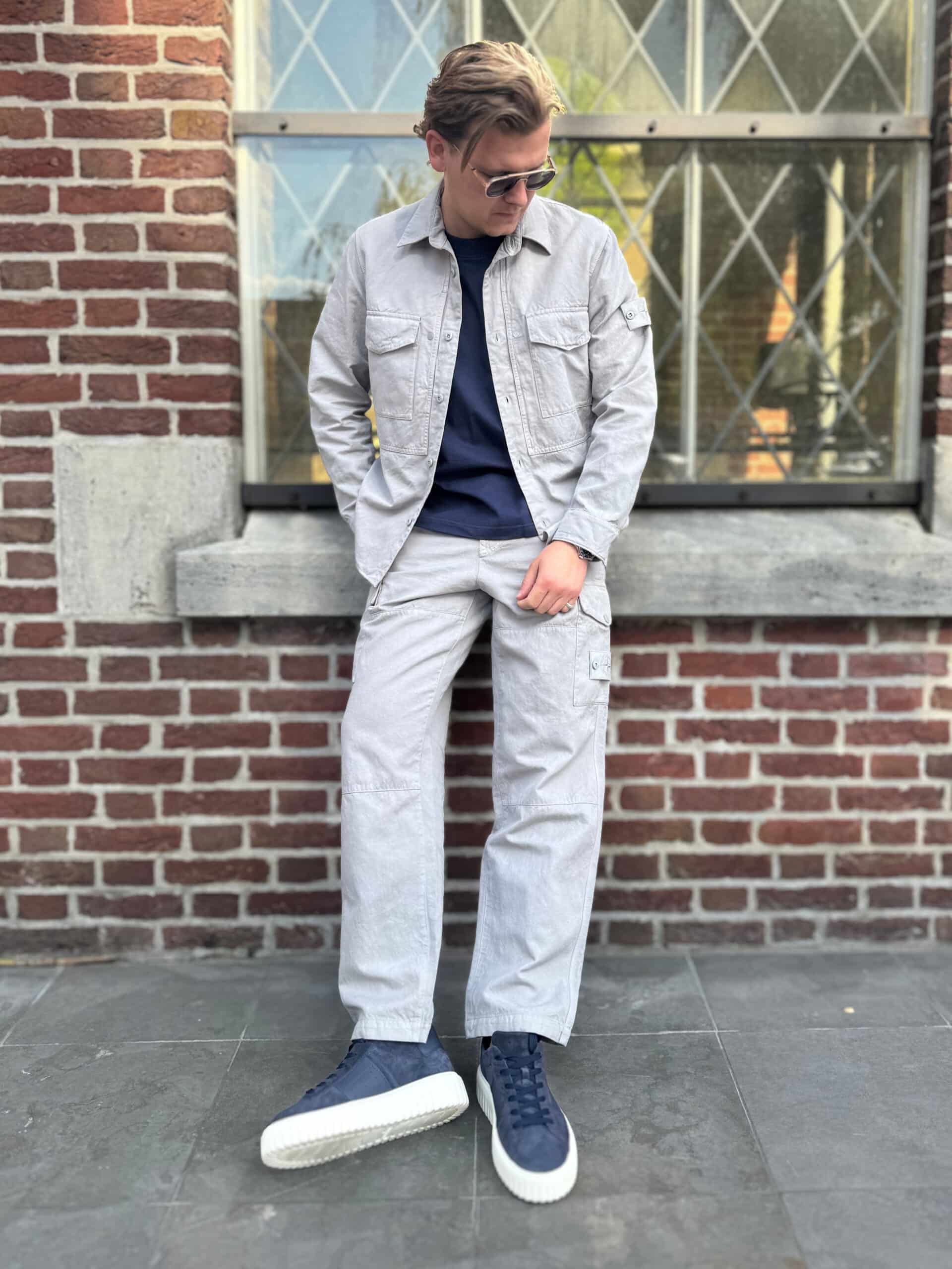 STONE ISLAND - GHOST COTTON LINEN CANVAS OVERSHIRT LICHTGRIJS (42543) STONE ISLAND - GHOST COTTON LINEN CANVAS OVERSHIRT LICHTGRIJS (42543)